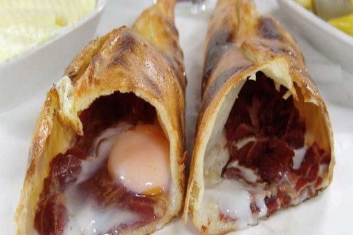 Pastırmalı Kapalı Pide